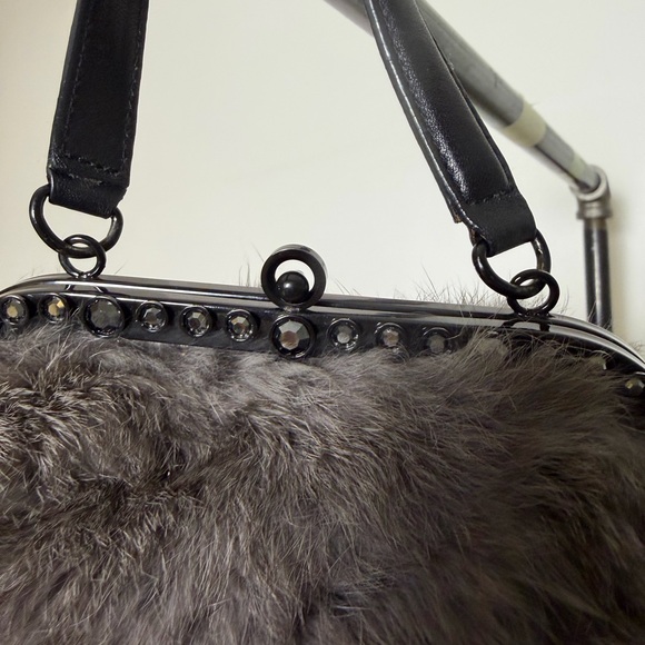 Isabella Fiore Gray Rabbit Fur Frame Bag Clasp Clutch - Picture 2 of 3